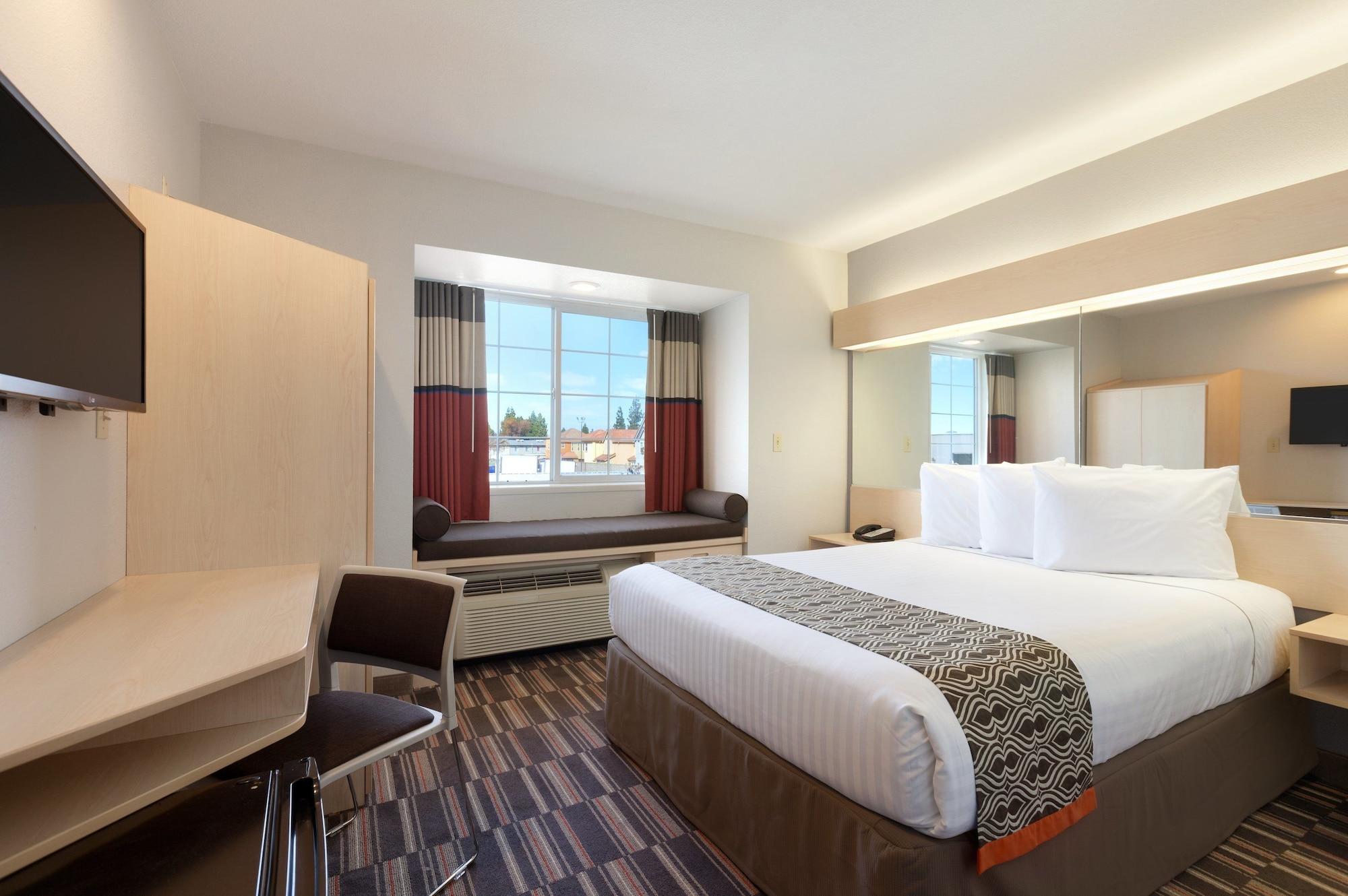 Hotel Microtel & Modesto